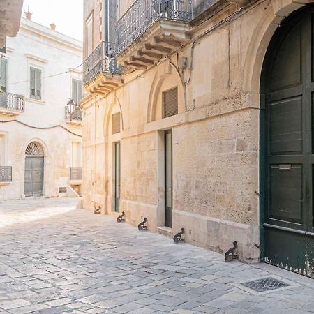 Terzo Campanello - Terrazza Nel Centro Storico Apartment เลชเช ภายนอก รูปภาพ