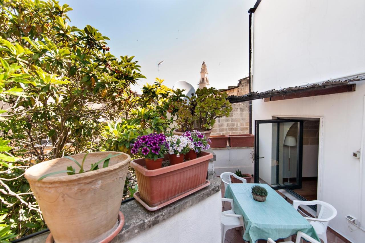 Terzo Campanello - Terrazza Nel Centro Storico Apartment เลชเช ภายนอก รูปภาพ