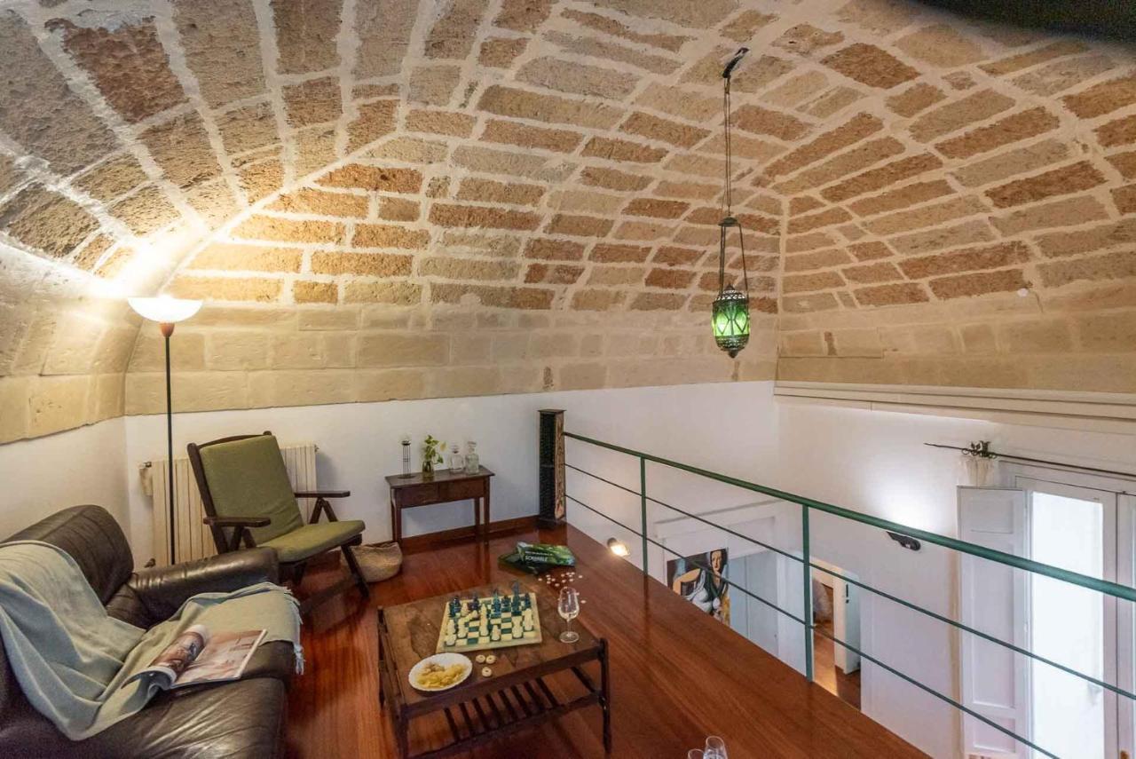 Terzo Campanello - Terrazza Nel Centro Storico Apartment เลชเช ภายนอก รูปภาพ