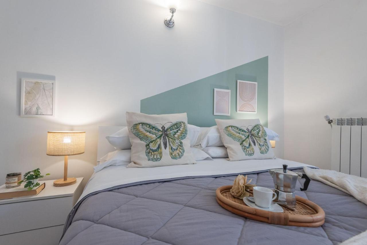 Terzo Campanello - Terrazza Nel Centro Storico Apartment เลชเช ภายนอก รูปภาพ