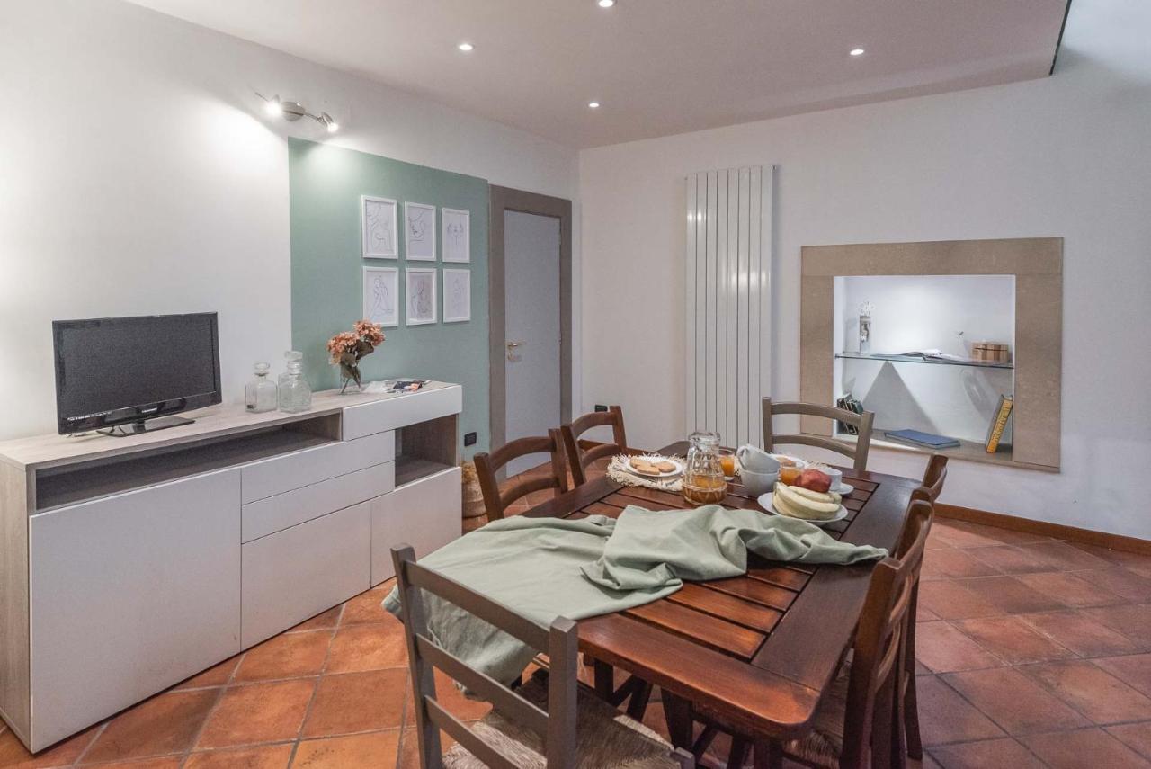 Terzo Campanello - Terrazza Nel Centro Storico Apartment เลชเช ภายนอก รูปภาพ