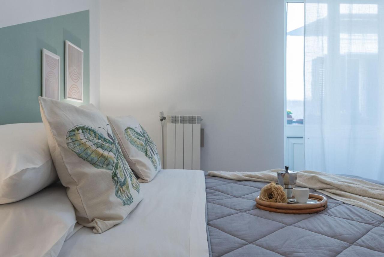Terzo Campanello - Terrazza Nel Centro Storico Apartment เลชเช ภายนอก รูปภาพ